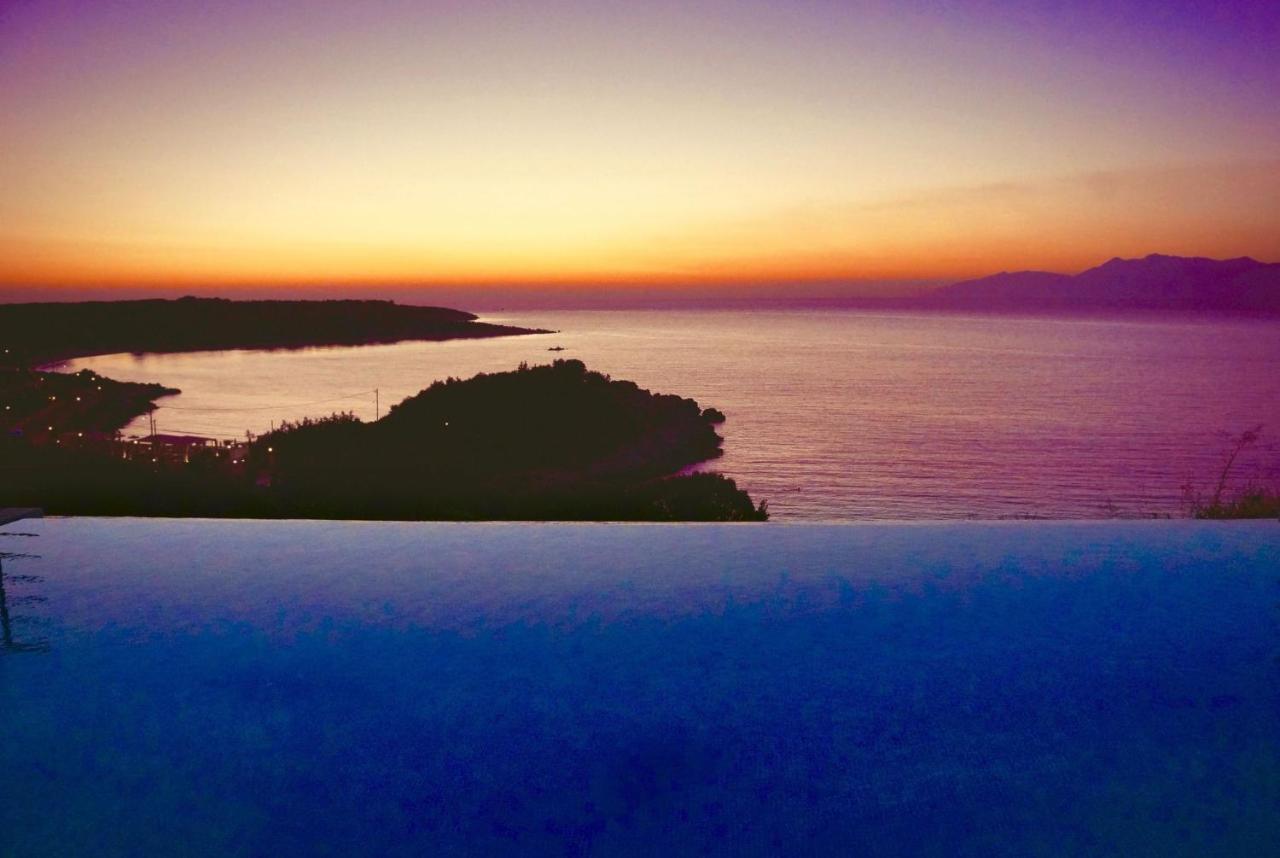 Beachfront Villa Seasun By Posarellivillas Agios Spyridon  المظهر الخارجي الصورة