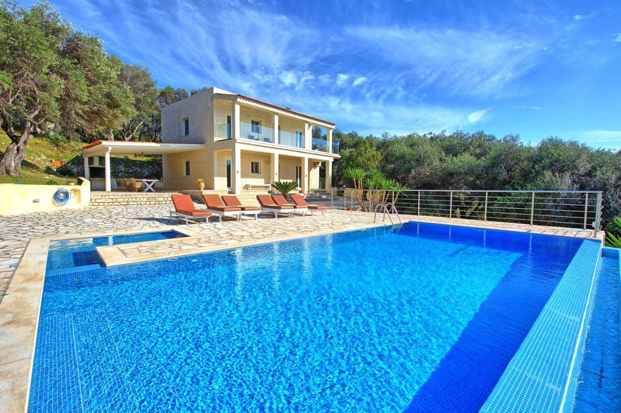 Beachfront Villa Seasun By Posarellivillas Agios Spyridon  المظهر الخارجي الصورة