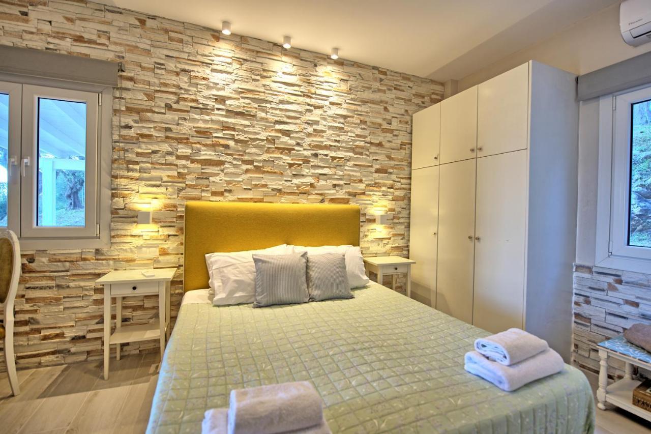Beachfront Villa Seasun By Posarellivillas Agios Spyridon  المظهر الخارجي الصورة