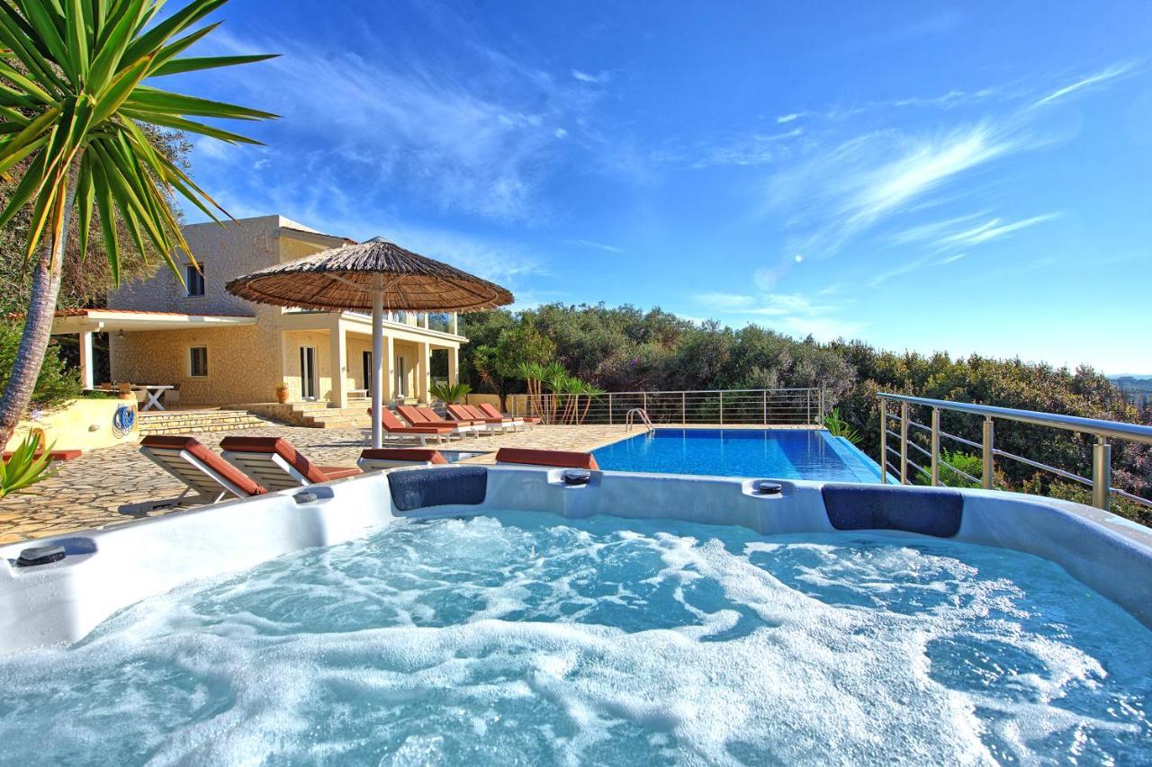 Beachfront Villa Seasun By Posarellivillas Agios Spyridon  المظهر الخارجي الصورة