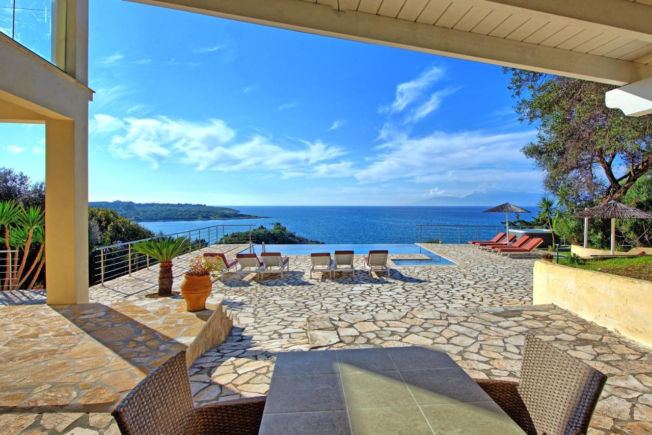 Beachfront Villa Seasun By Posarellivillas Agios Spyridon  المظهر الخارجي الصورة