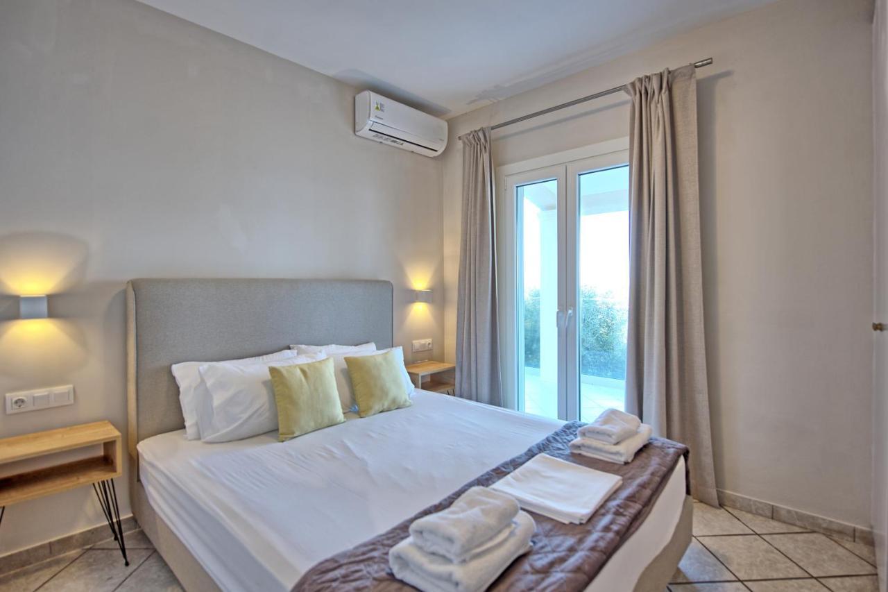 Beachfront Villa Seasun By Posarellivillas Agios Spyridon  المظهر الخارجي الصورة