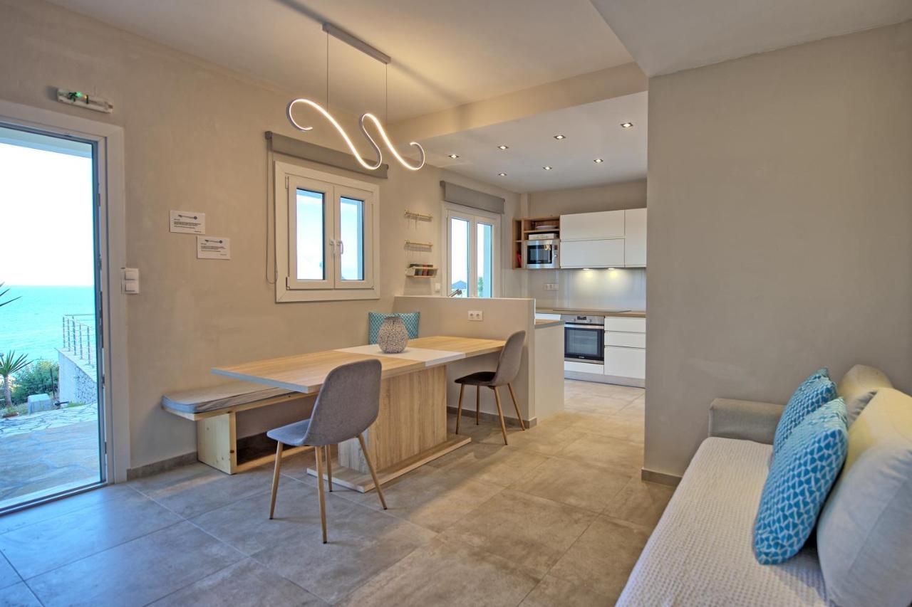 Beachfront Villa Seasun By Posarellivillas Agios Spyridon  المظهر الخارجي الصورة