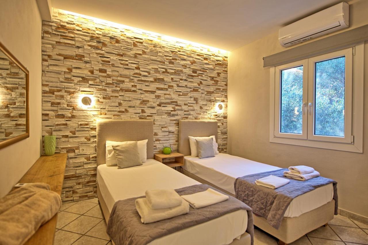 Beachfront Villa Seasun By Posarellivillas Agios Spyridon  المظهر الخارجي الصورة