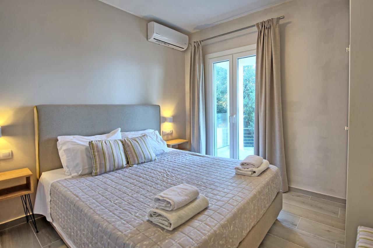 Beachfront Villa Seasun By Posarellivillas Agios Spyridon  المظهر الخارجي الصورة